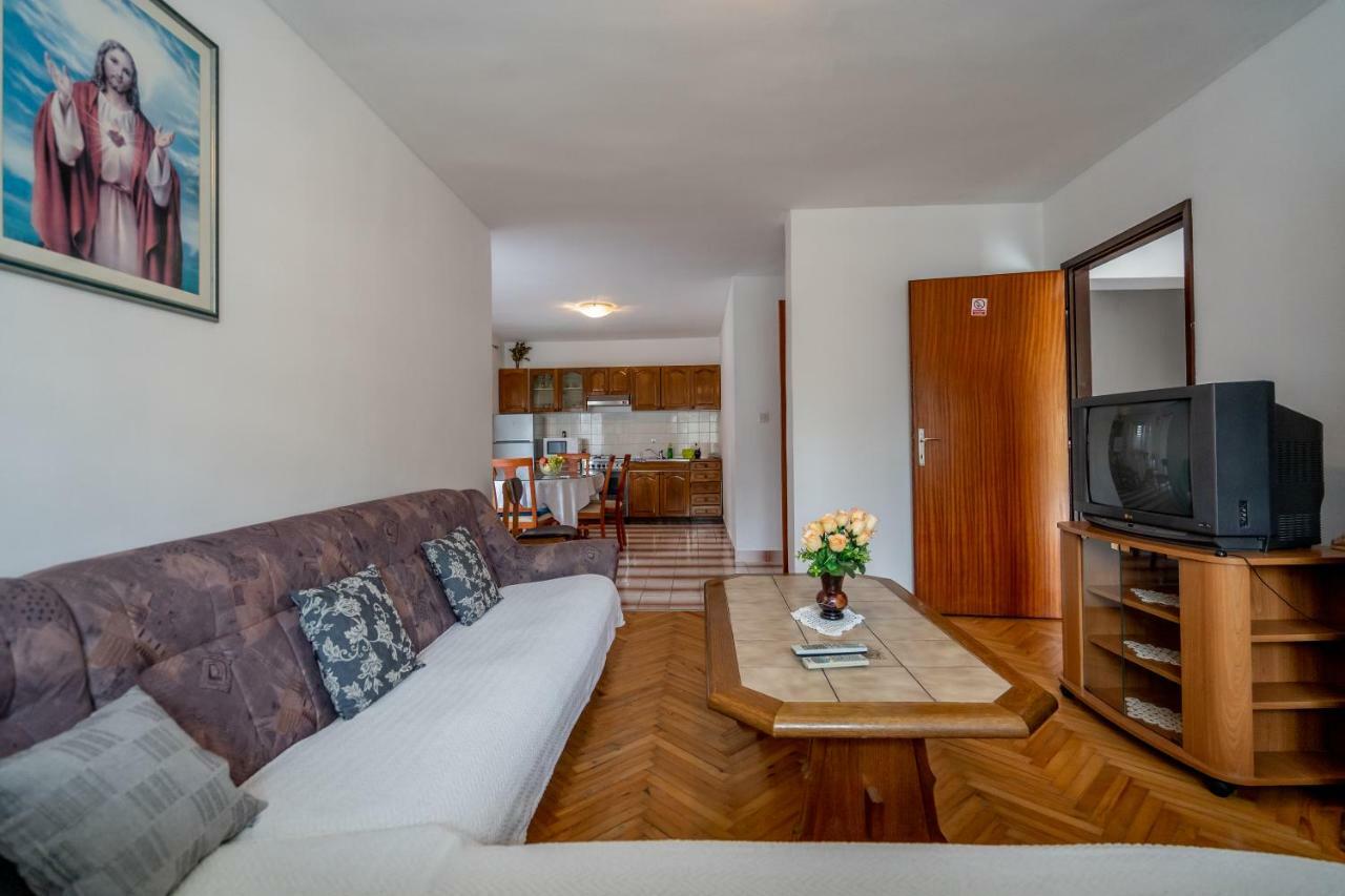 פודסטראנה Apartment Matija מראה חיצוני תמונה